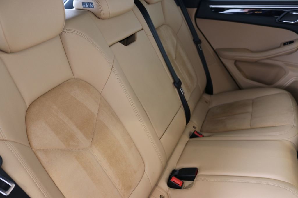 Used 2018 Porsche Macan Sport Edition image 29