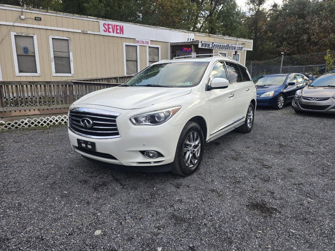 Used 2015 INFINITI QX60 AWD w/ Premium Plus Package image 4