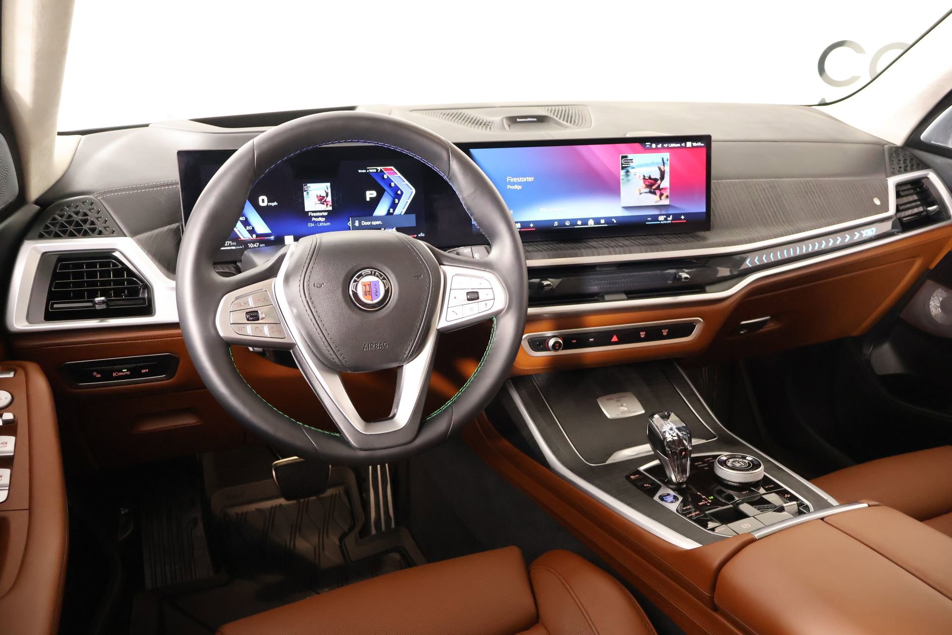 Used 2025 BMW ALPINA XB7 image 2