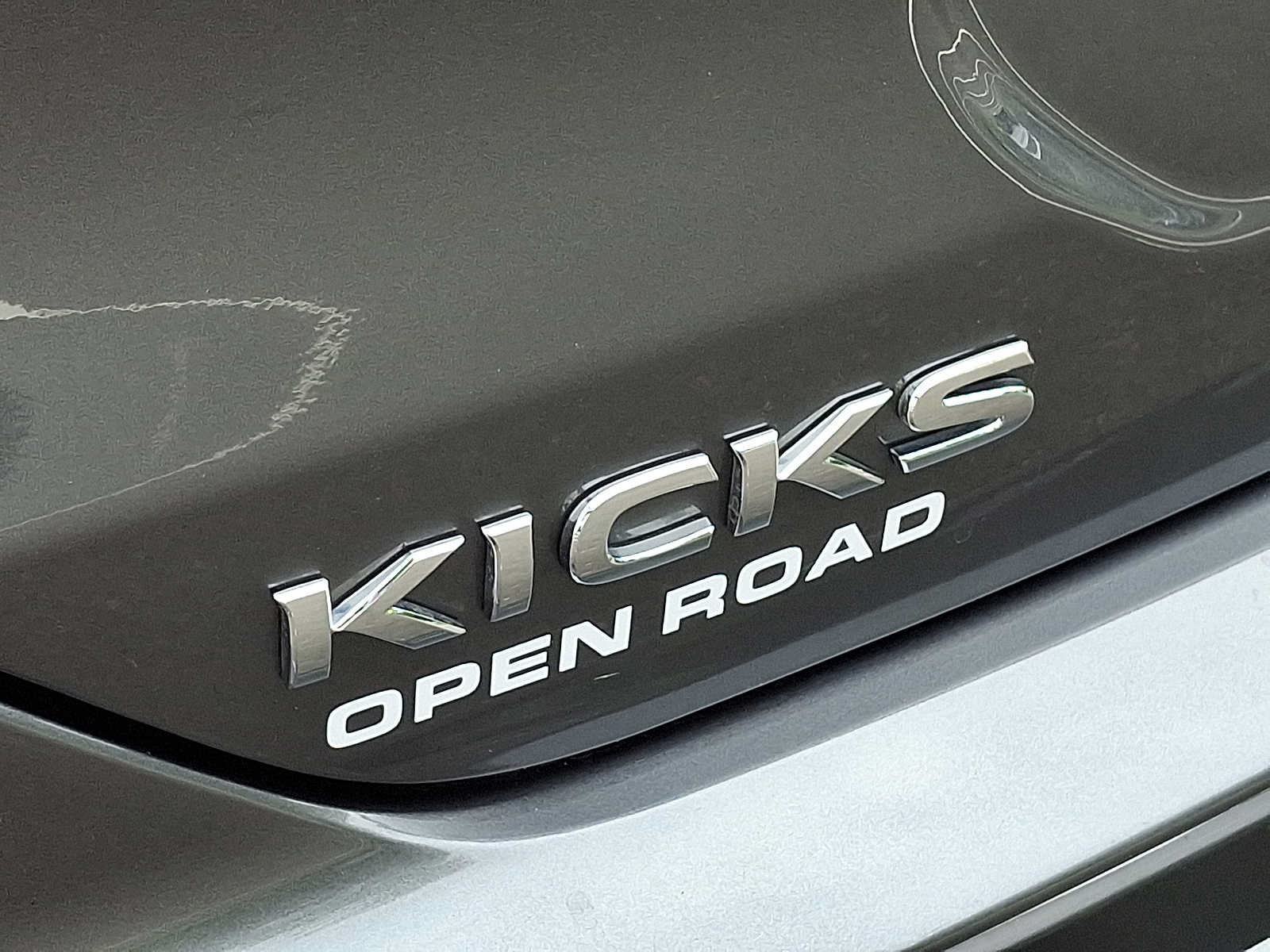 Used 2025 Nissan Kicks Play S FWD image 29