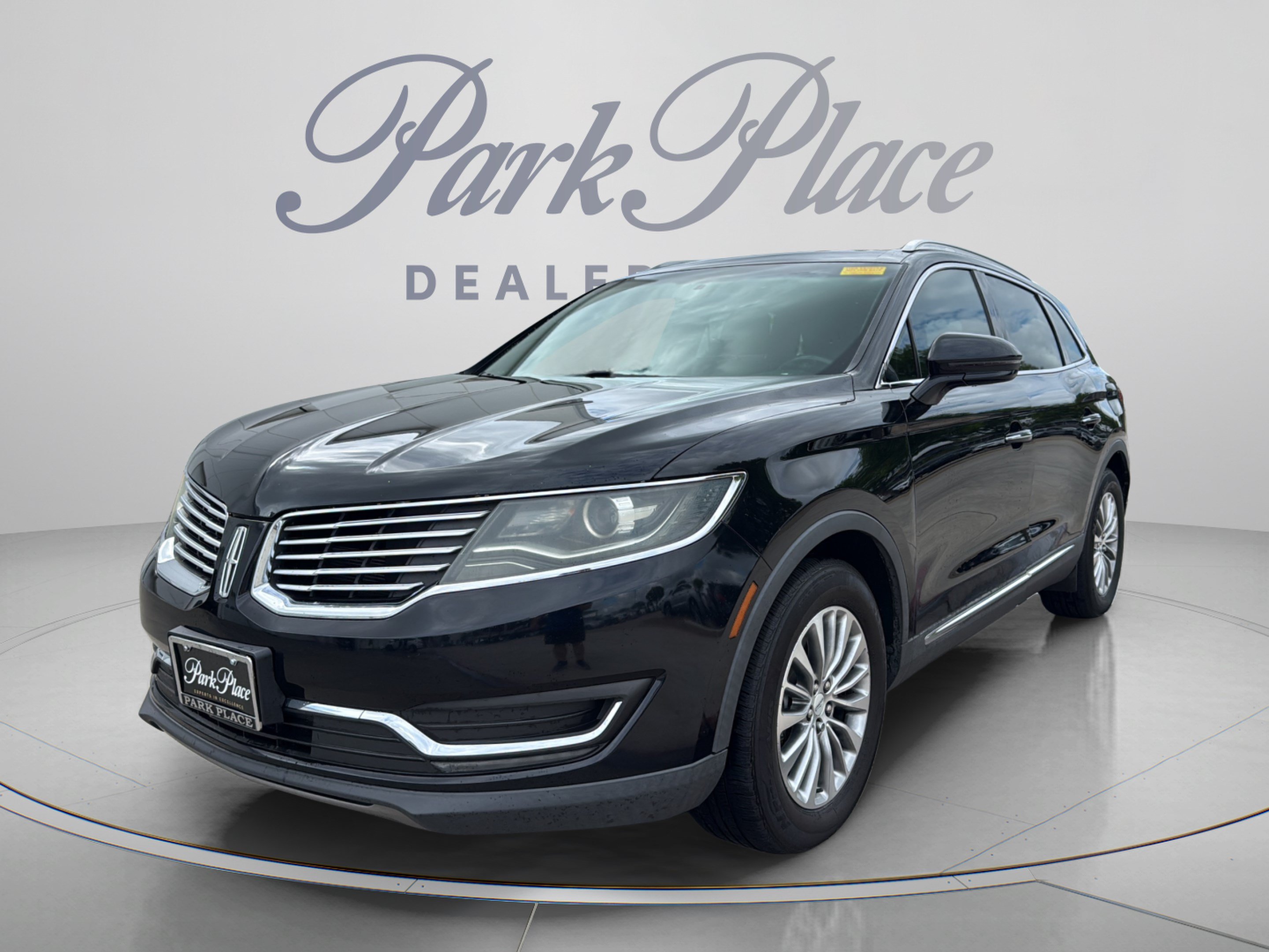 Used 2018 Lincoln MKX Select w/ Select Plus Package