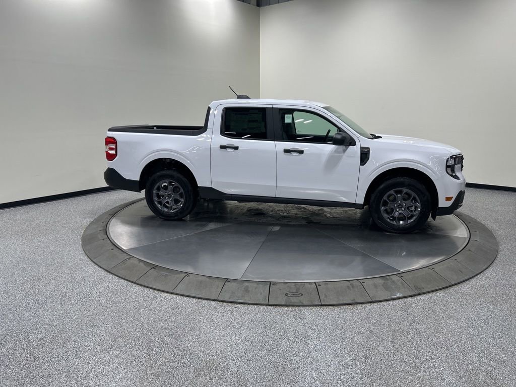 New 2025 Ford Maverick XLT w/ Equipment Group 302A image 4