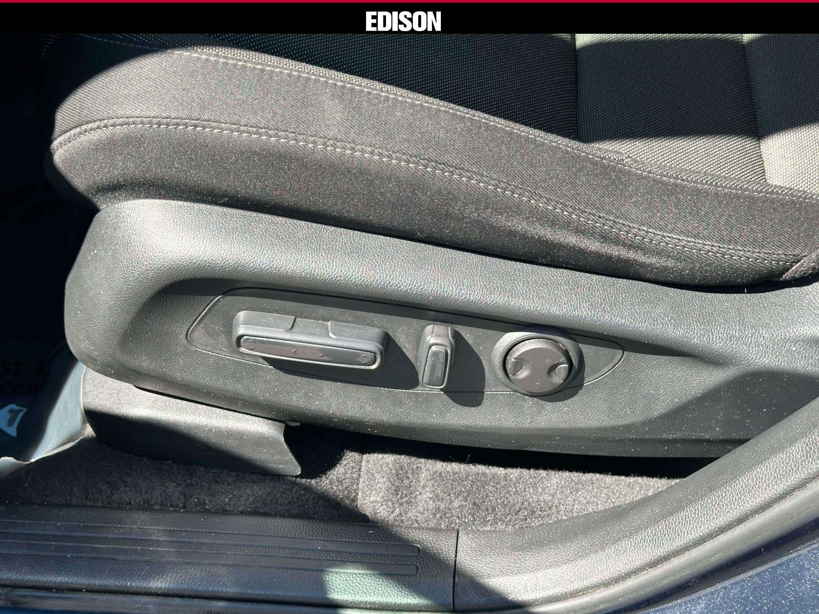Used 2024 Honda CR-V EX image 18
