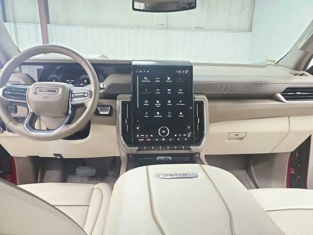 Used 2025 GMC Yukon XL Denali w/ Sun & Power Step Package RWD image 28