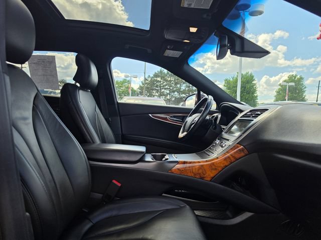 Used 2018 Lincoln MKX Reserve w/ Lincoln MKX Climate Package AWD/4WD image 14