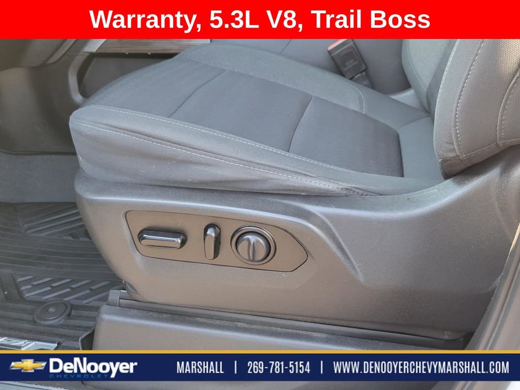 Used 2021 Chevrolet Silverado 1500 LT Trail Boss w/ Bed Protection Package image 9