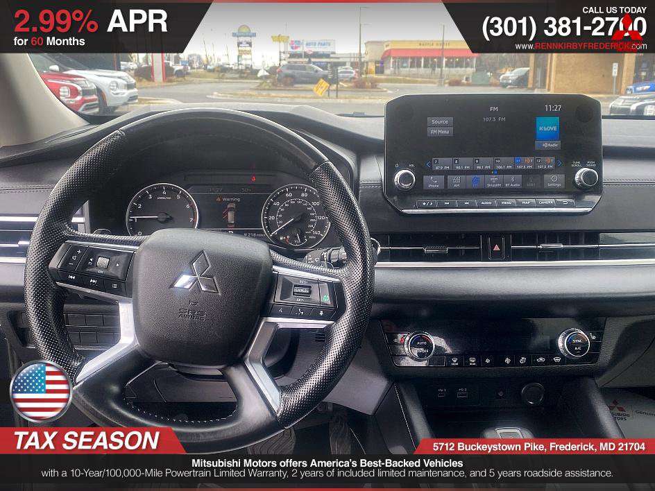 Used 2024 Mitsubishi Outlander SE image 12