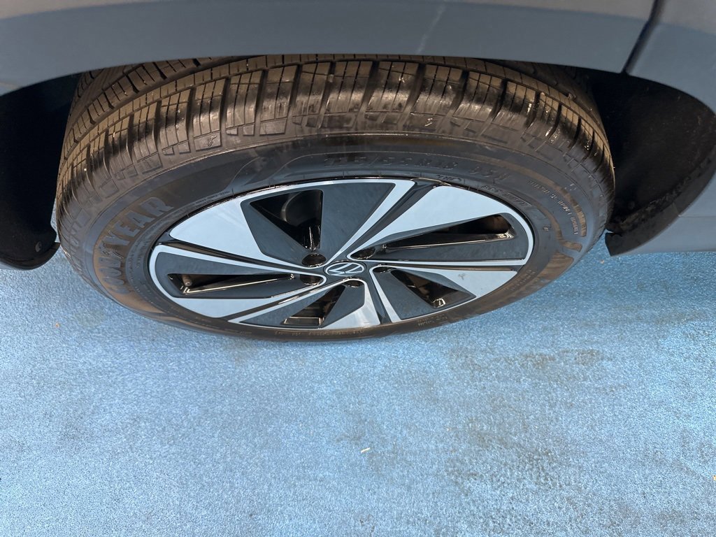 Used 2024 Volkswagen Taos SE image 5