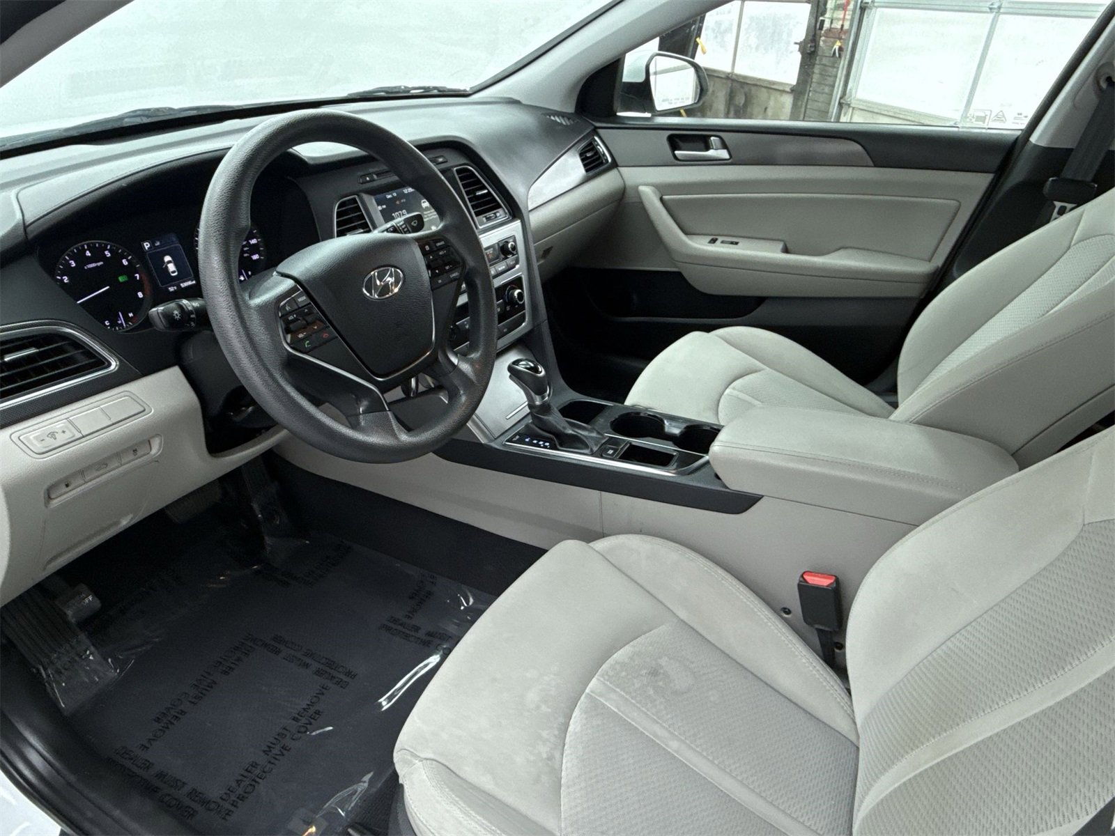 Used 2017 Hyundai Sonata Sport image 12