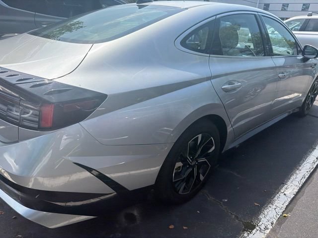 Used 2024 Hyundai Sonata SEL FWD image 11
