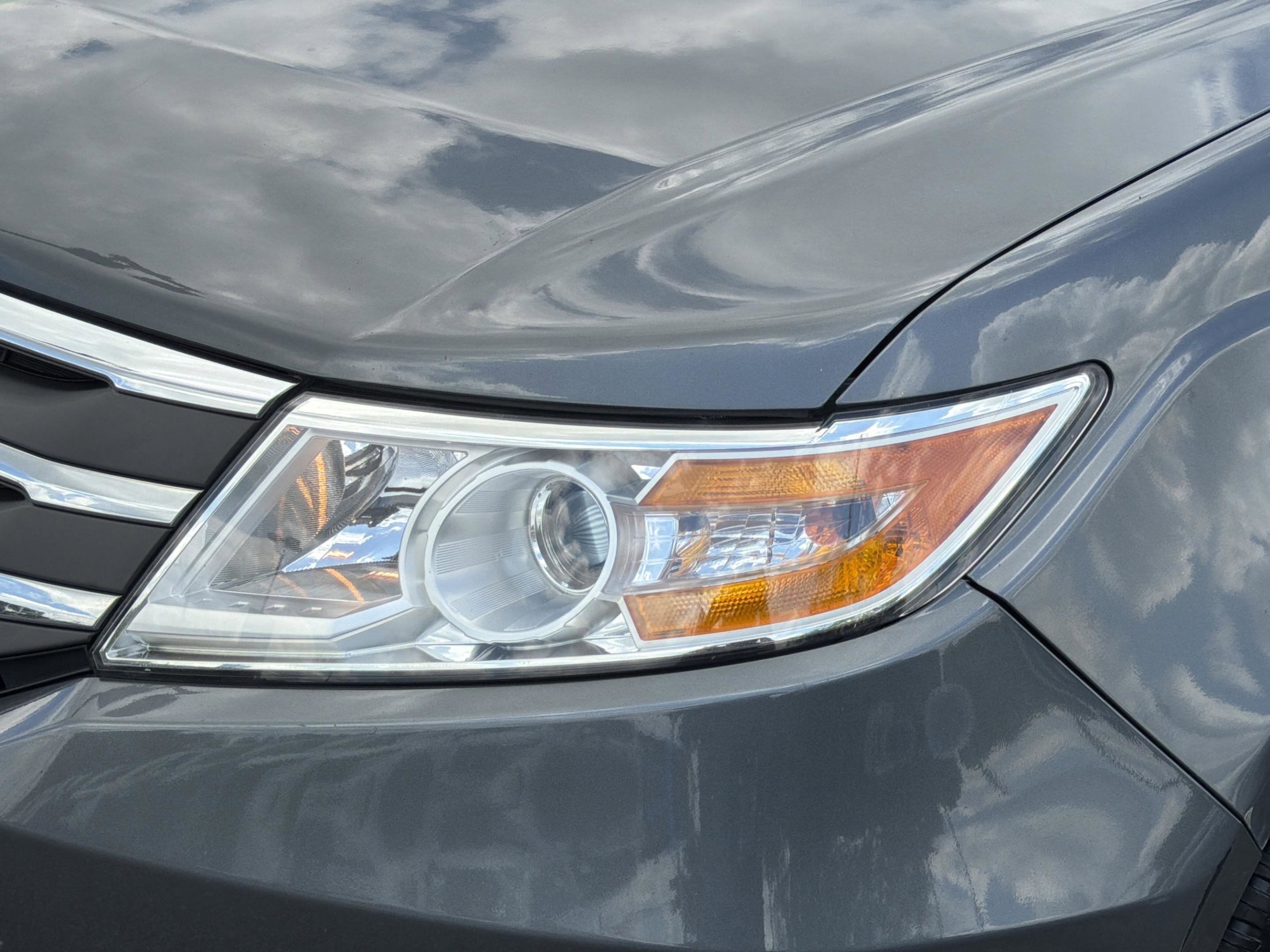 Used 2013 Honda Odyssey EX image 27
