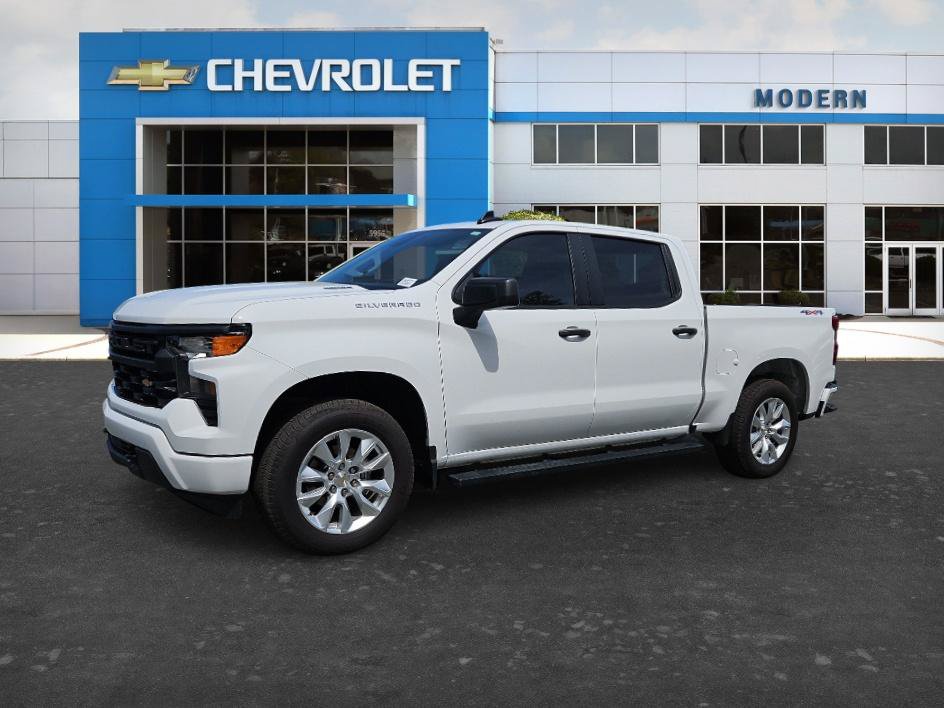 New 2026 Chevrolet Silverado 1500 Custom AWD/4WD image 1