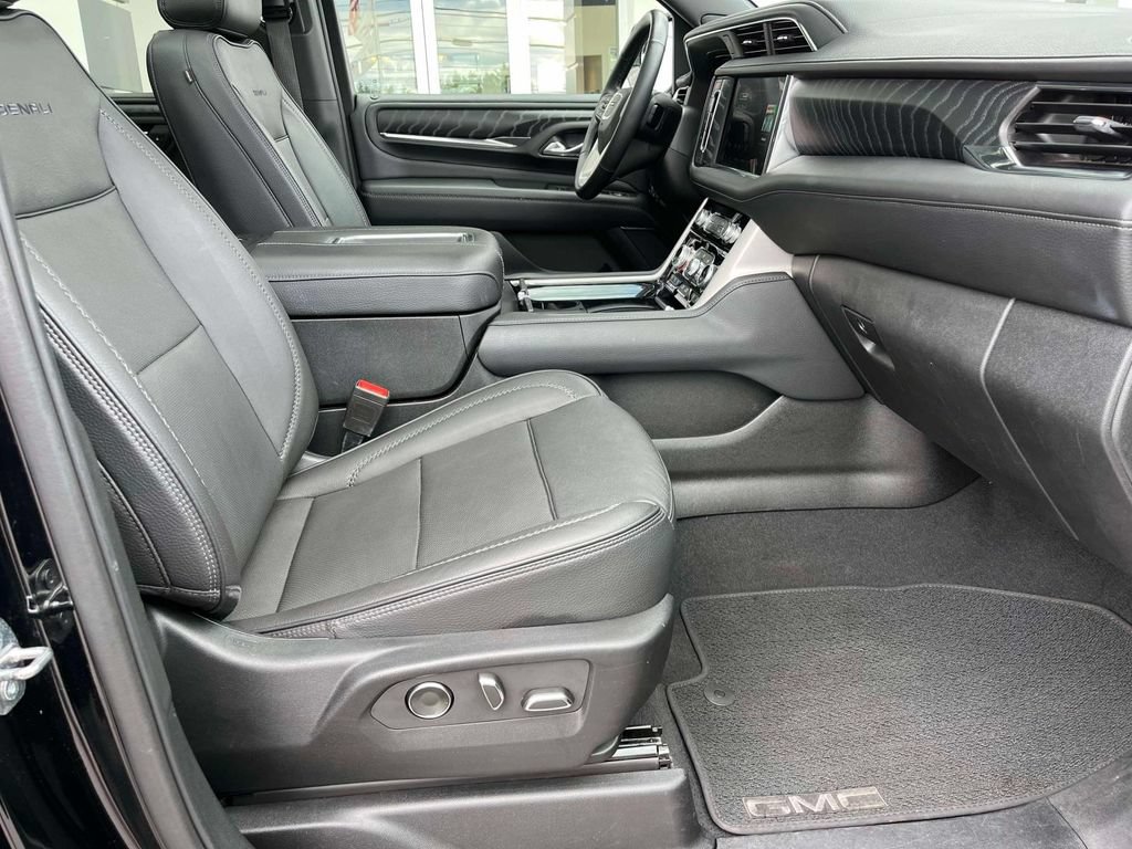 Certified 2023 GMC Yukon Denali AWD/4WD image 24