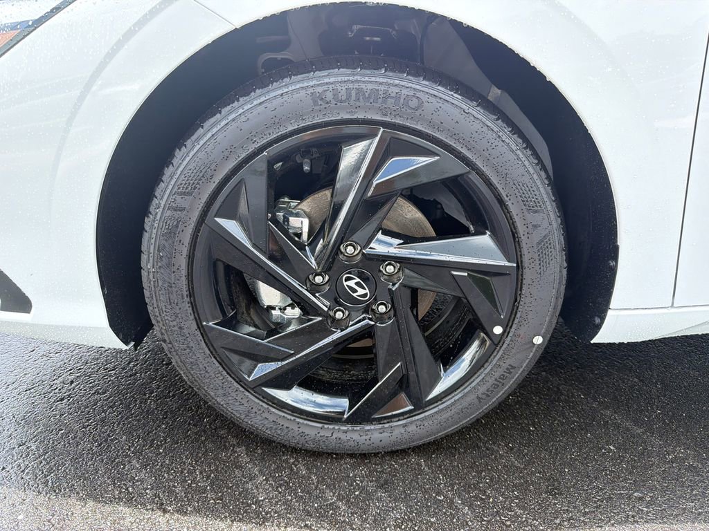 New 2026 Hyundai Elantra Sport FWD image 12