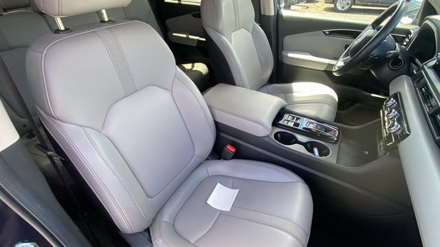 Used 2024 Honda Pilot Touring image 16