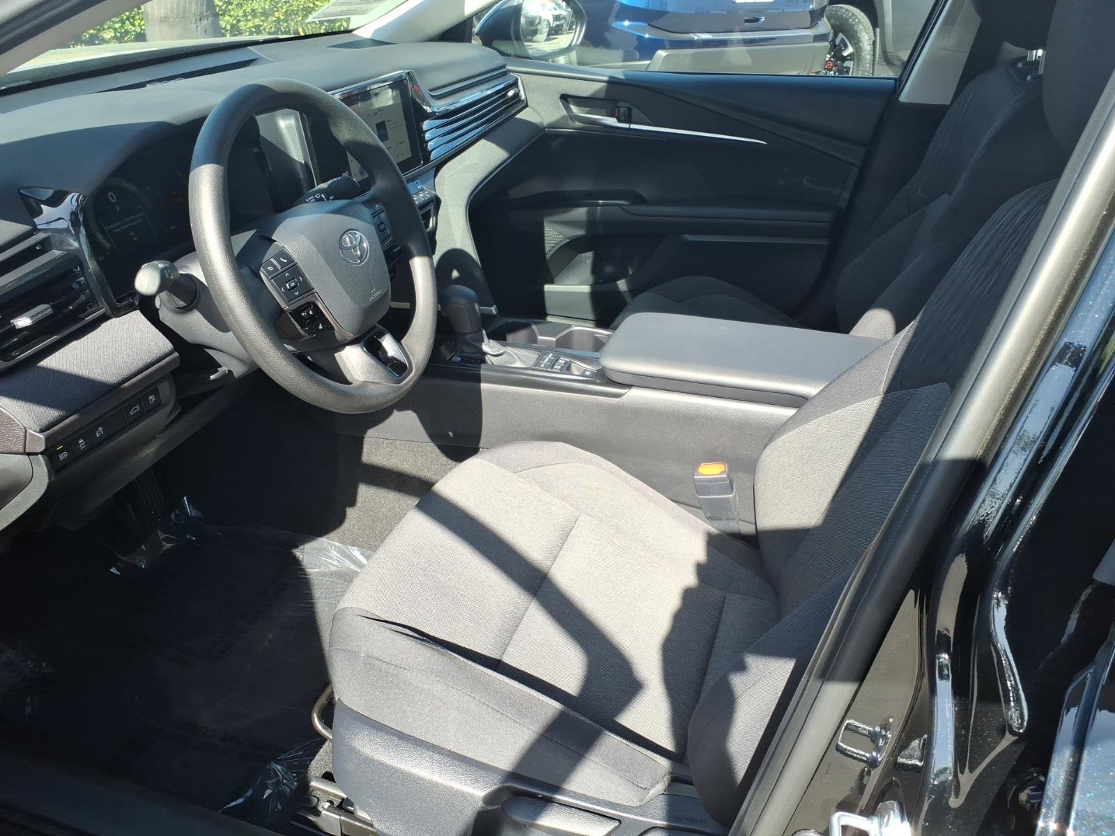 Used 2026 Toyota Camry LE image 11