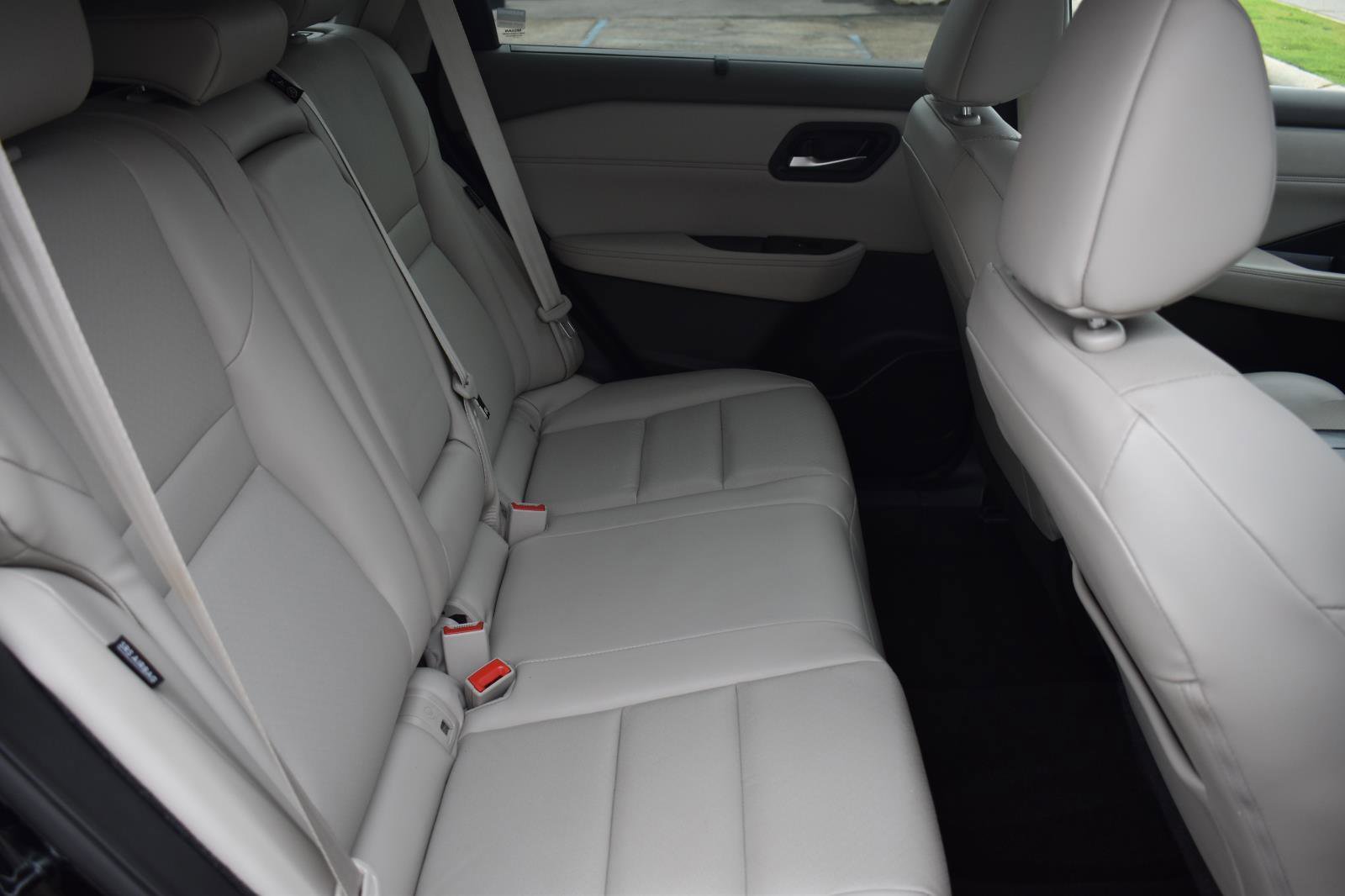 Used 2023 Nissan Rogue SV w/ SV Premium B Package FWD image 60