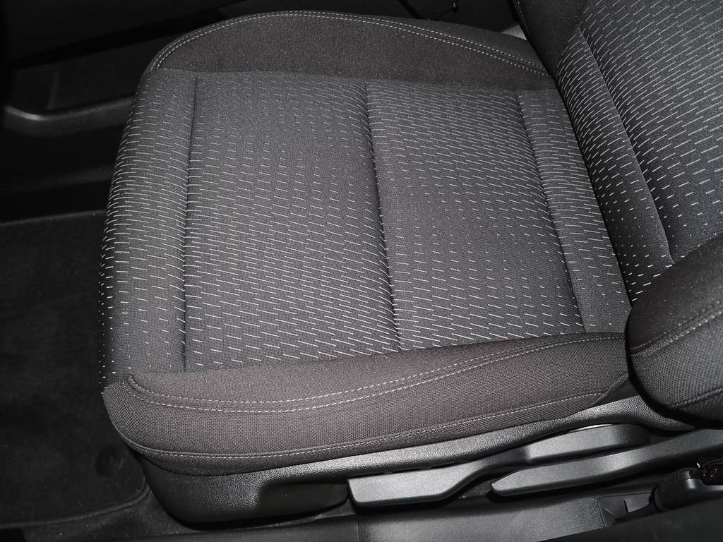 Used 2025 Chevrolet Equinox LT image 22