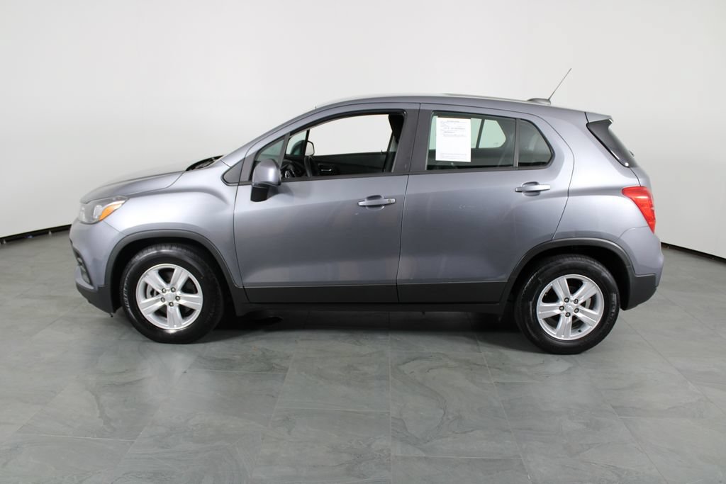 Used 2020 Chevrolet Trax LS FWD image 11