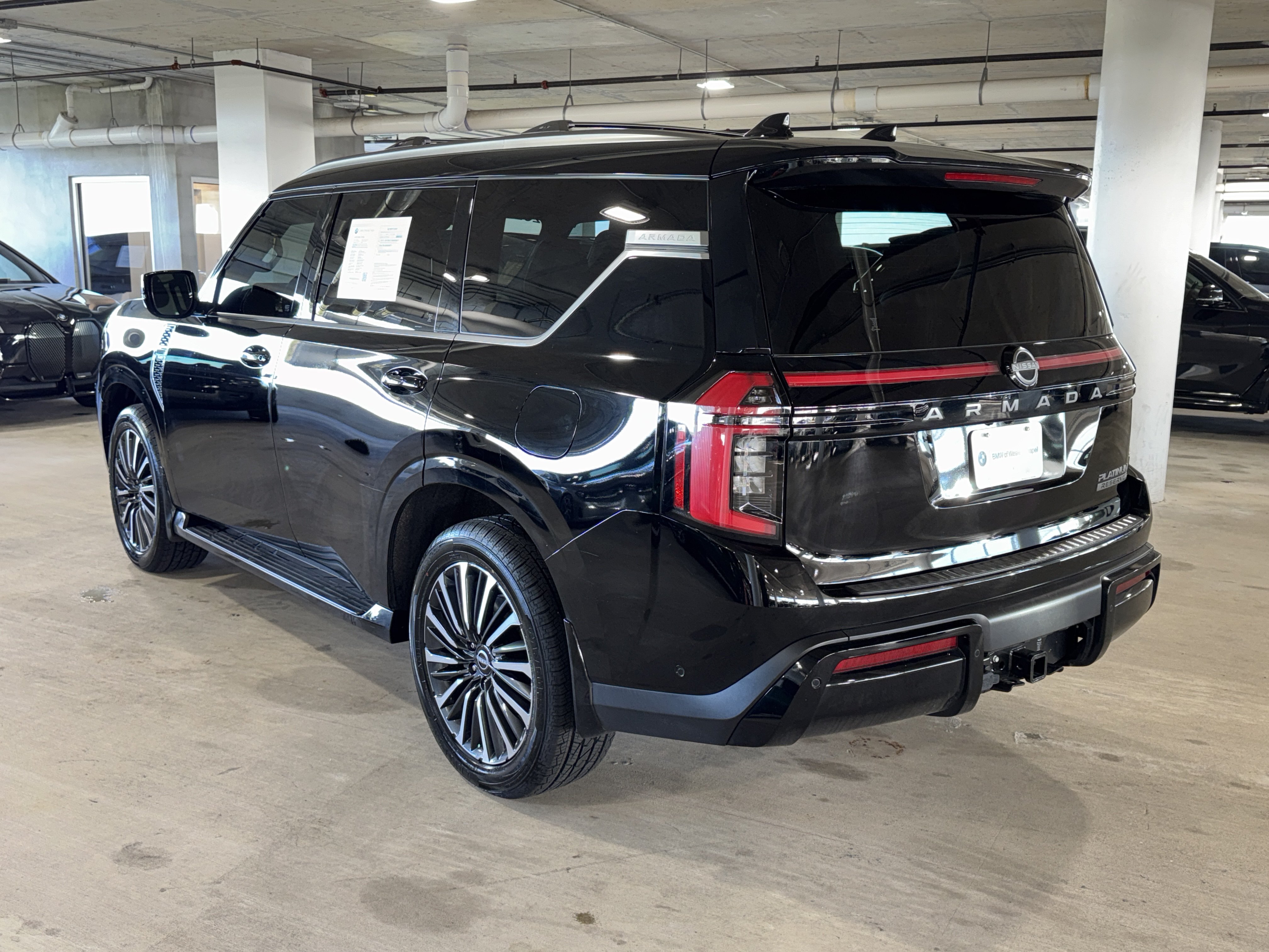 Used 2025 Nissan Armada Platinum Reserve RWD image 6