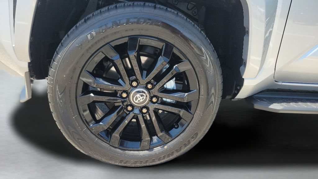 Certified 2026 Toyota 4Runner Platinum AWD/4WD image 23