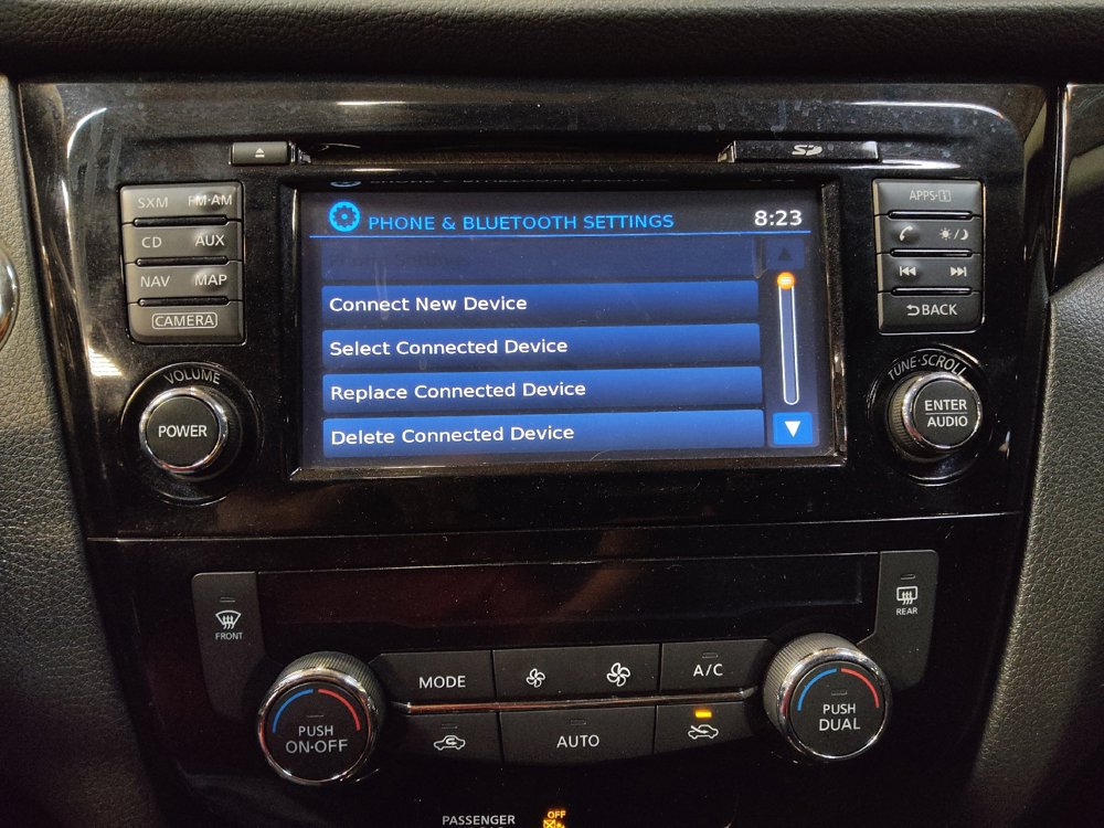 Used 2018 Nissan Rogue Sport SV w/ SV Technology Package FWD image 25