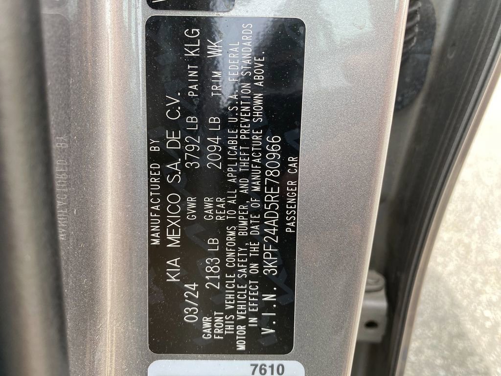 Used 2024 Kia Forte LXS image 31