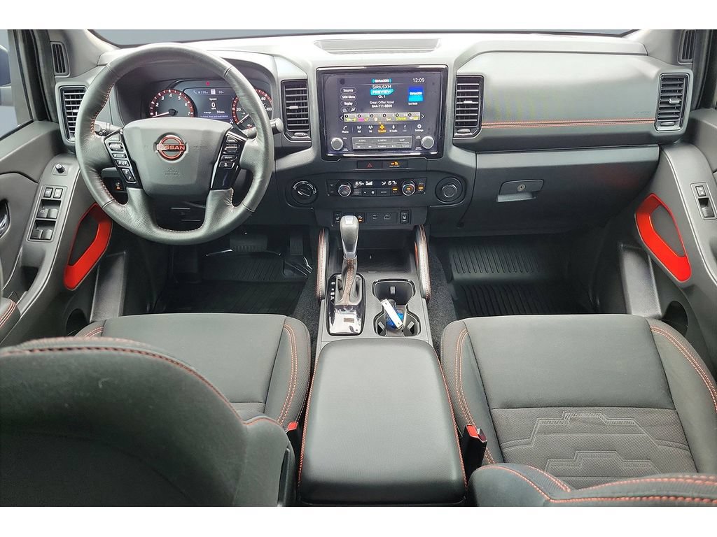 Used 2022 Nissan Frontier PRO-4X AWD/4WD image 11