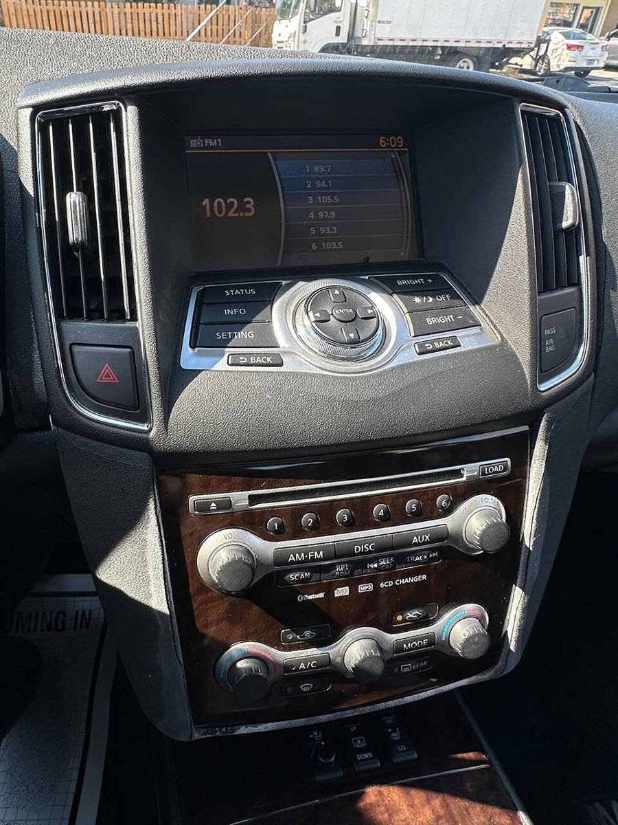 Used 2009 Nissan Maxima 3.5 SV w/ Premium Pkg image 13
