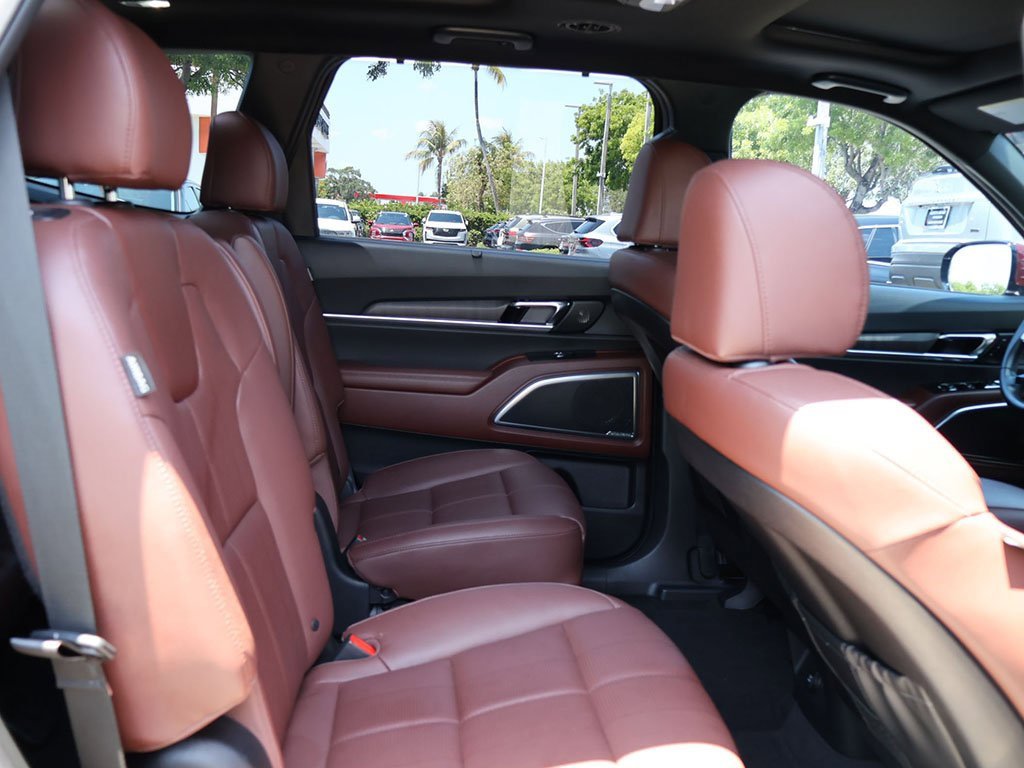 Used 2024 Kia Telluride SX image 39