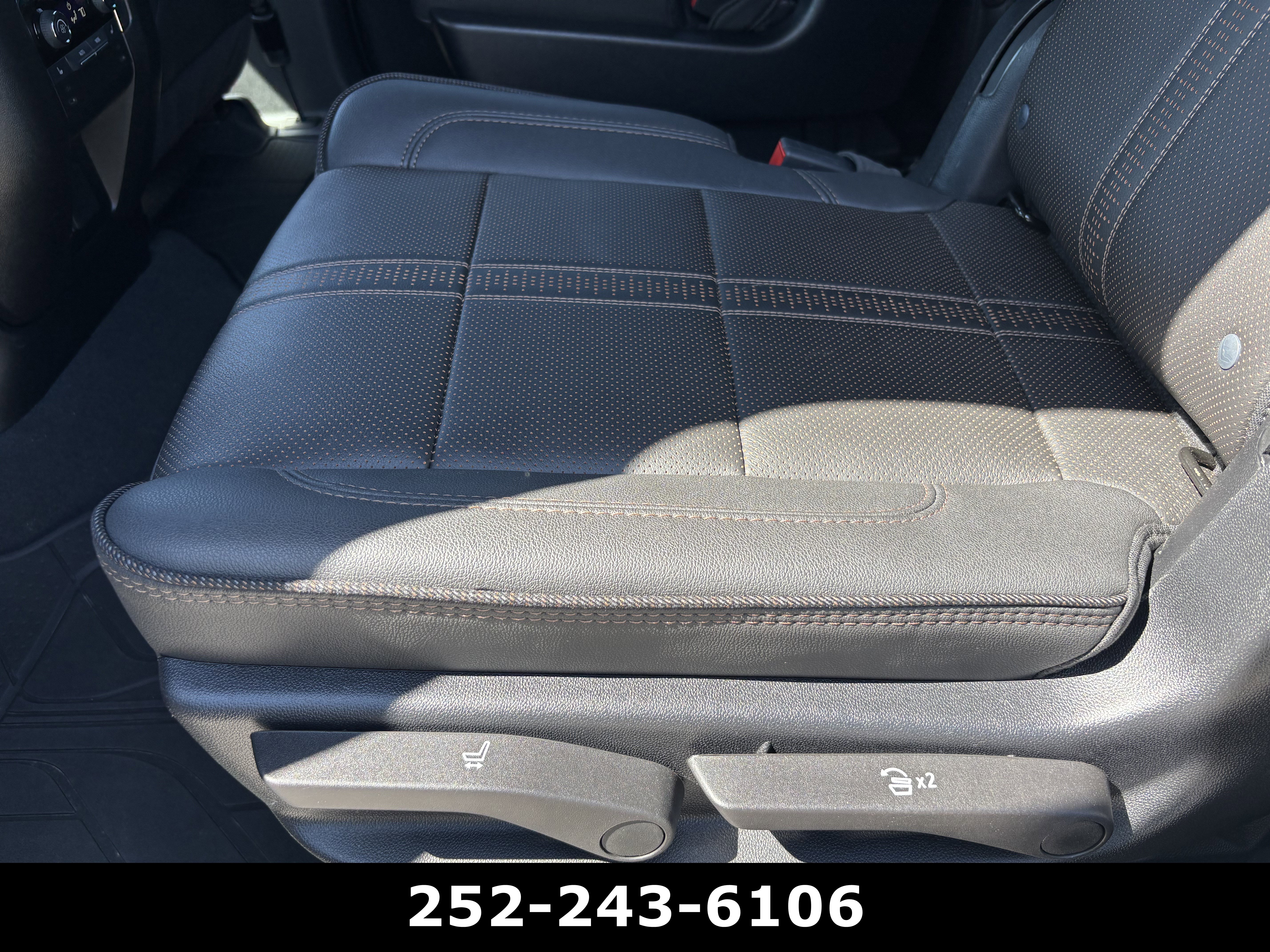 Used 2025 Chevrolet Tahoe High Country AWD/4WD image 29