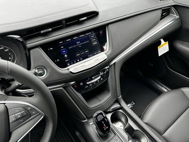 New 2025 Cadillac XT5 Luxury w/ LPO, Floor Liner Package image 8