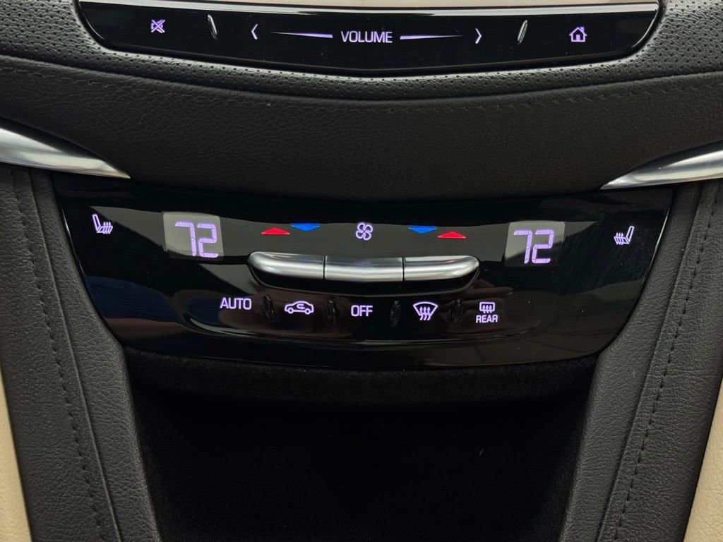 Used 2018 Cadillac XT5 Luxury w/ Driver Awareness Package image 28