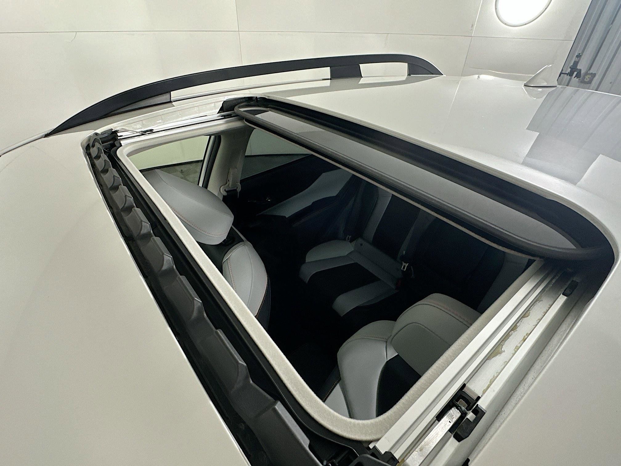 Used 2023 Subaru Crosstrek 2.5i Limited w/ Moonroof Package image 25