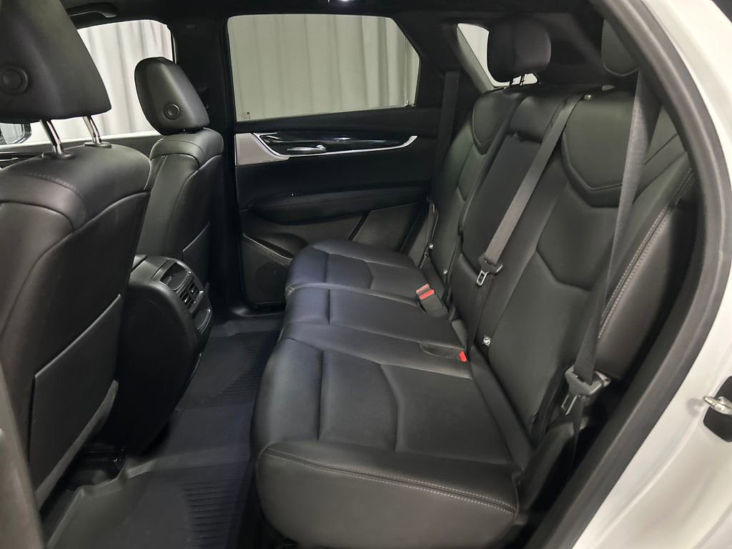 Used 2022 Cadillac XT5 Premium Luxury w/ LPO, Floor Liner Package image 24