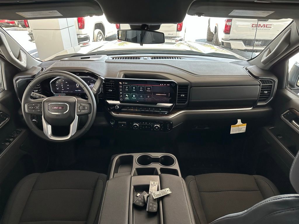 New 2026 GMC Sierra 1500 SLE image 19