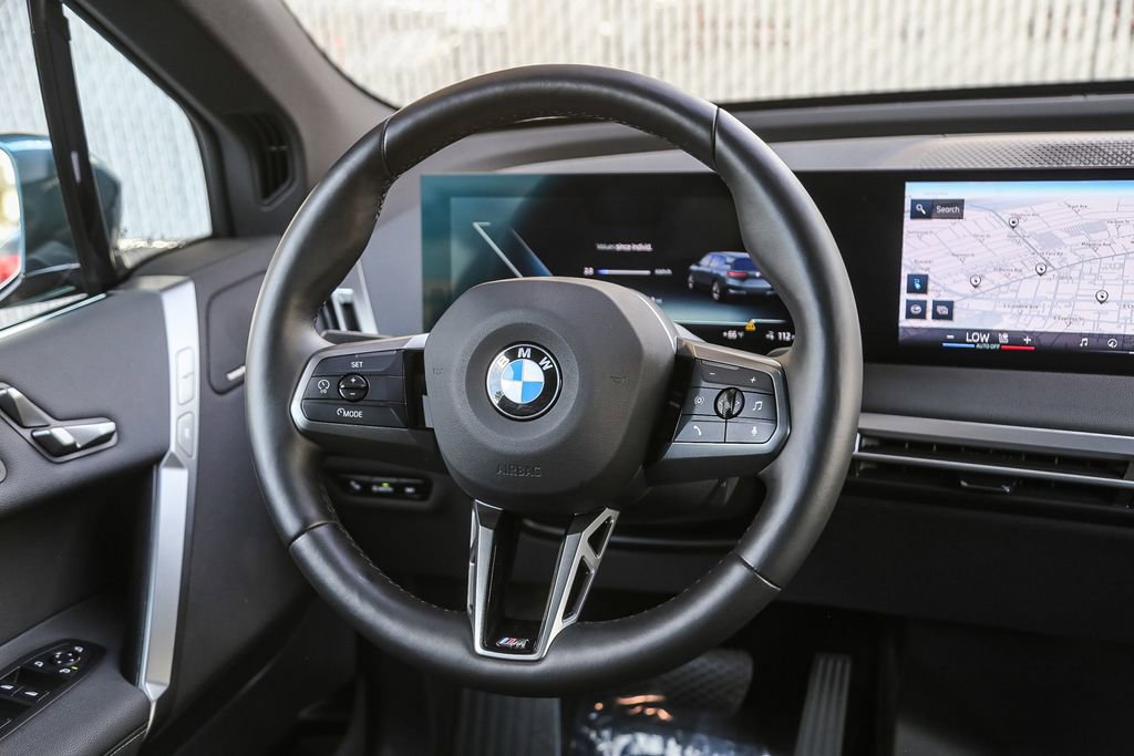 Used 2025 BMW iX xDrive50 w/ Premium Package AWD/4WD image 11