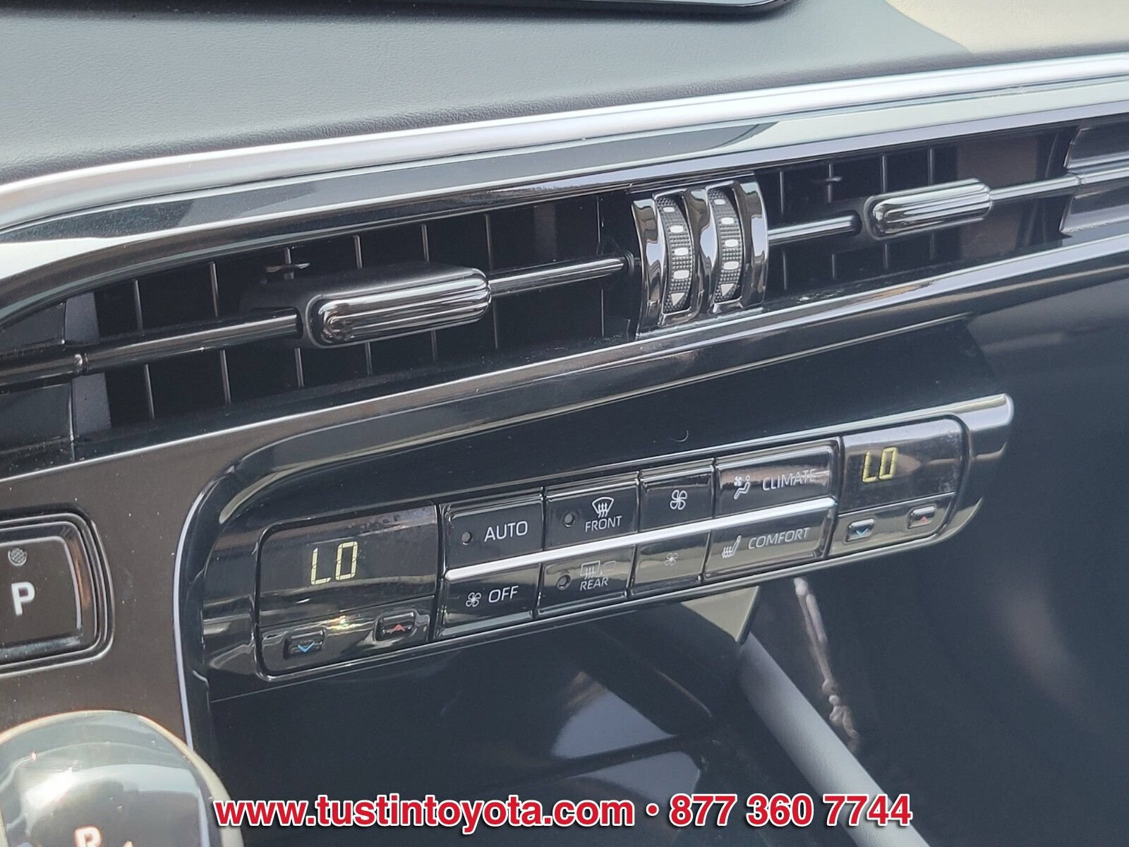 Used 2024 Toyota Mirai w/ Advanced Technology Package RWD image 22