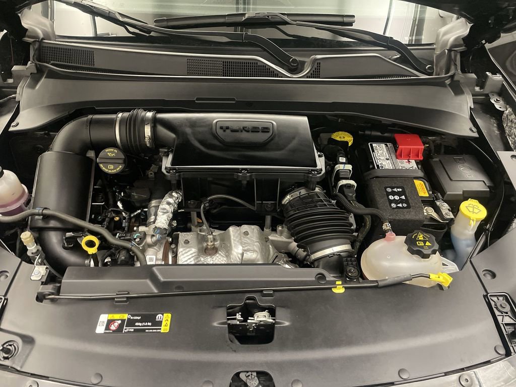 Used 2024 Jeep Compass Limited image 14