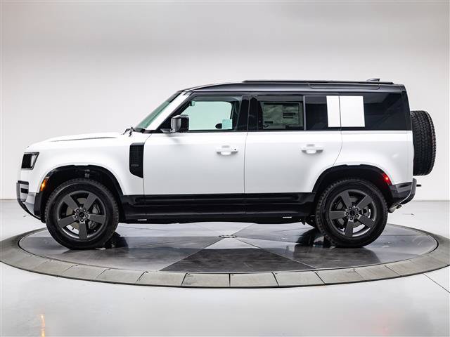 New 2026 Land Rover Defender 110 X-Dynamic SE AWD/4WD image 2