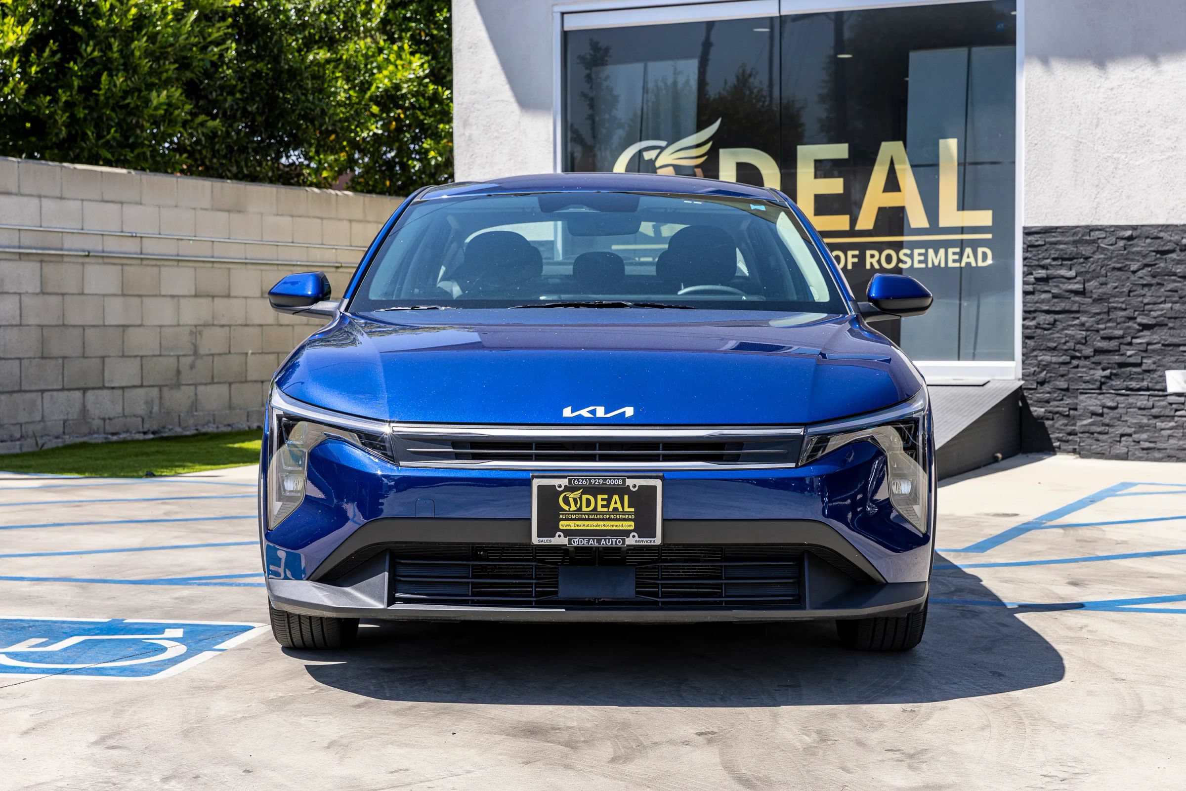 Used 2025 Kia K4 FWD image 4