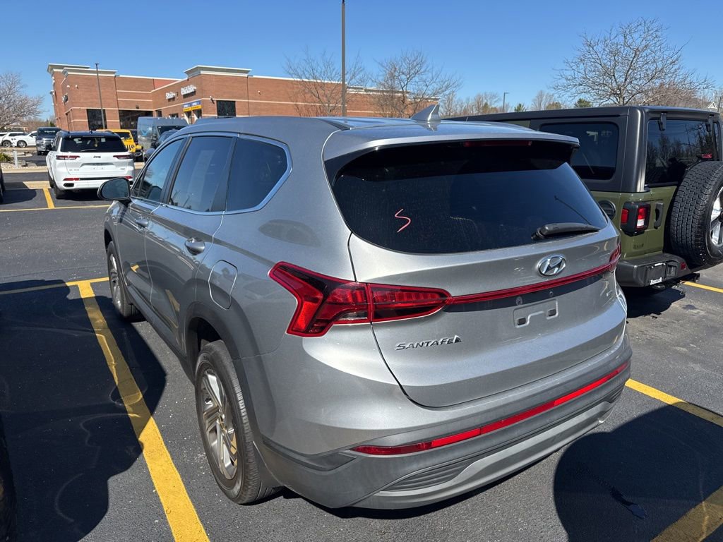 Used 2023 Hyundai Santa Fe SE image 9