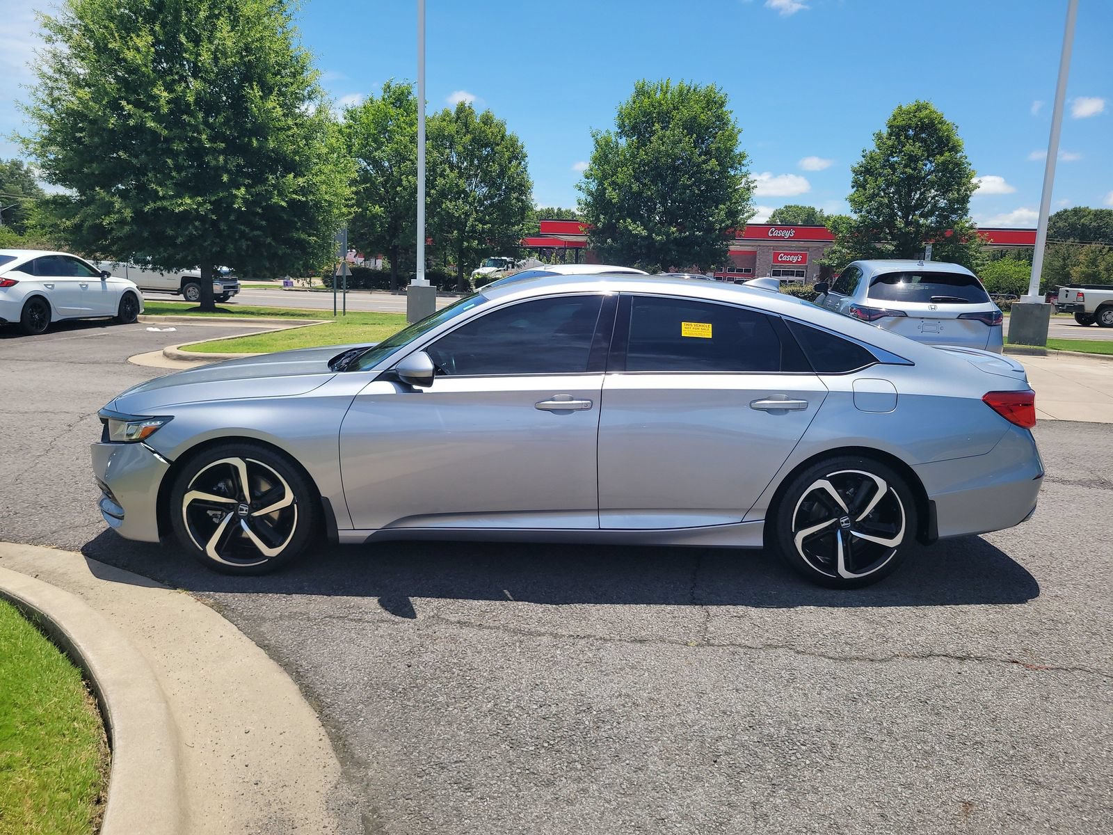 Used 2020 Honda Accord Sport image 4