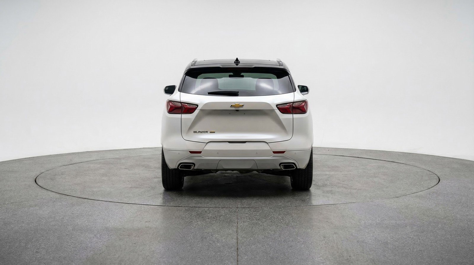 Used 2025 Chevrolet Blazer LT FWD image 7