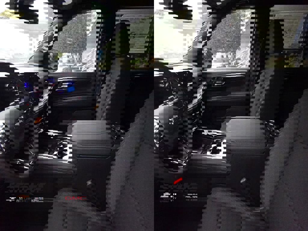 New 2026 Chevrolet Tahoe LS image 13