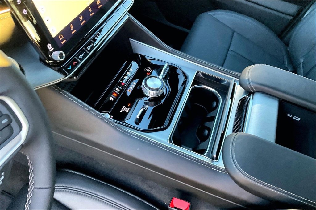 New 2026 Jeep Grand Wagoneer Limited image 8