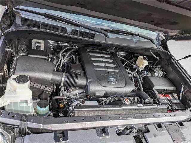 Used 2018 Toyota Tundra SR5 w/ TRD Off Road Package image 27