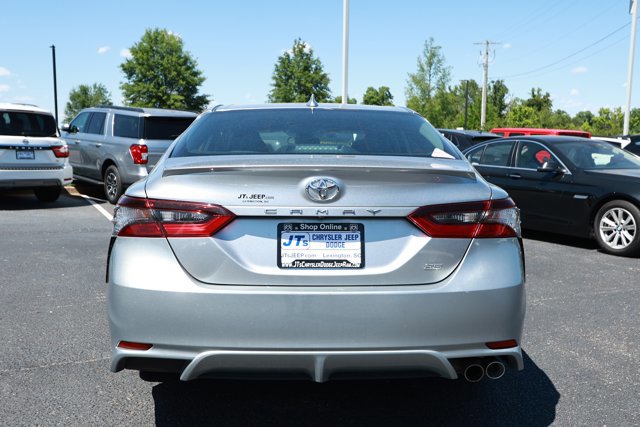 Used 2023 Toyota Camry SE FWD image 7