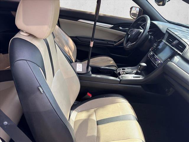 Used 2017 Honda Civic Touring image 17