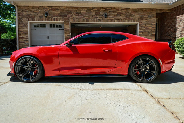 Used 2022 Chevrolet Camaro SS image 1